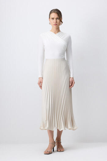 Touché Privé Pilified Skirt with Skirt End Details