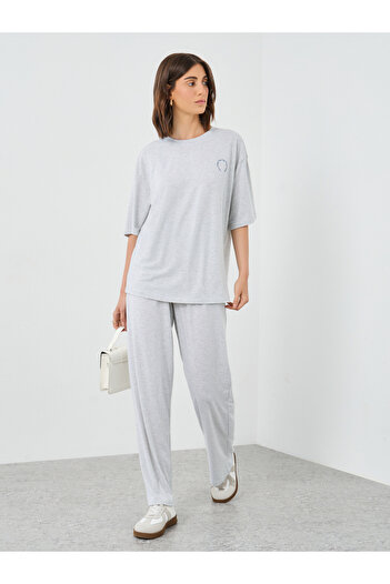Styli Slogan Print Oversized T-Shirt and Joggers Co-Ords