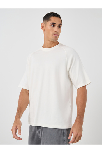 Styli Men Solid Raglan Sleeves Oversized T-Shirt