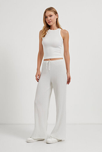 Arma Life Women's Stretchy Elastic Waist Wide Leg White Trousers