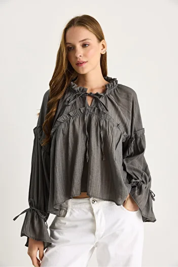 Bianco Lucci Women's Lacing Detailed Balloon Sleeve Casual Seersucker Blouse 252 60282002