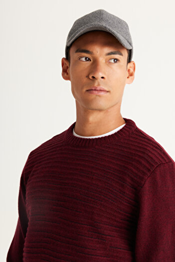 AC&Co / Altınyıldız Classics Men's Burgundy-Black Standard Fit Regular Cut Crew Neck Patterned Knitwear Sweater