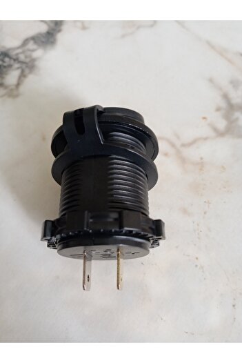 mrt expolorer 12 volt USB şarj girişi