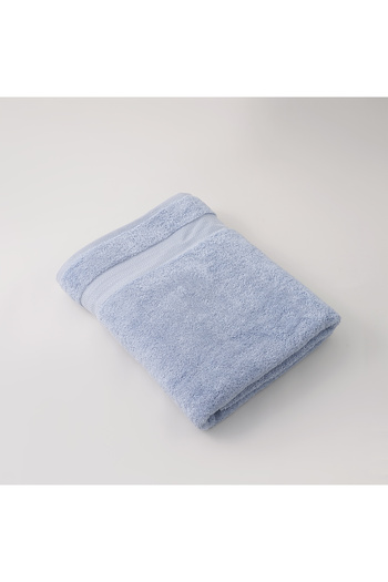 Boutique Blanche Egyptian cotton bath towel in white 150*90cm