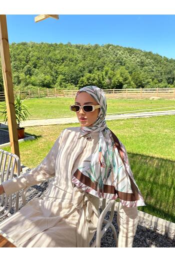 KUQOS Floral Chain Shawl