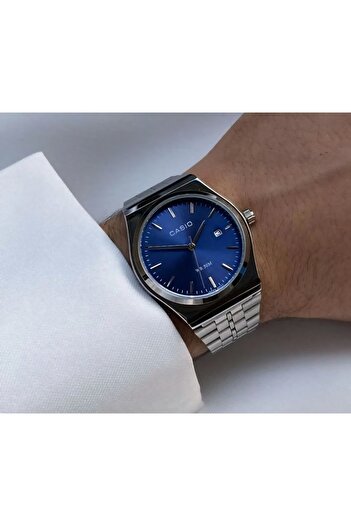 Casio wristwatch
