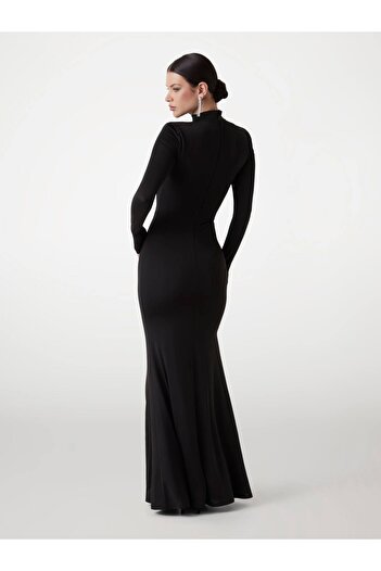 Guess Dik Yaka Desenli Siyah Uzun Kadın Elbise MAVIS MAXI - ECO RECY POLY SOLID VE