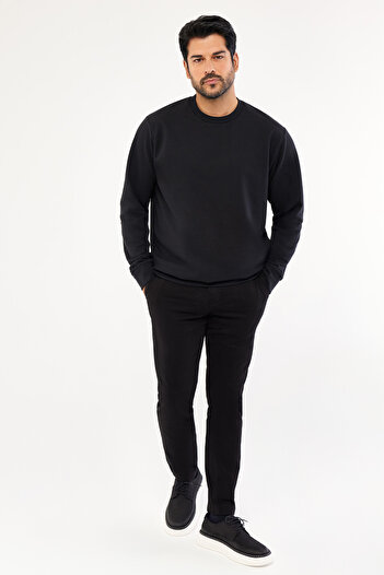 AC&Co / Altınyıldız Classics Erkek Siyah Standart Fit Normal Kesim 2 İplik Pamuklu Bisiklet Yaka Sweatshirt