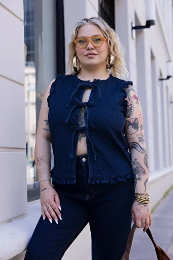 Trendyol Curve Plus Size Dark Blue Quilted Denim Vest - Front Tie Tbbss25Bh00005