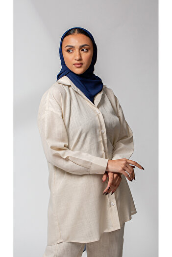 outline Beige veiled suit