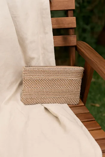 Ecrou Straw Large Size Portfolio Bag