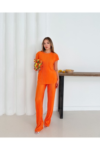 verabelle Women's Pleated Casual Blouse and Pocket Trousers Set