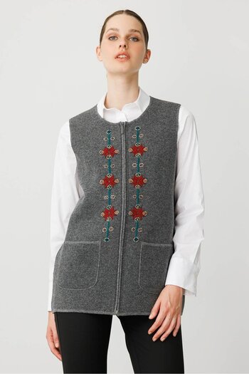 Desen Triko Women's Crew Neck Front Embroidered Wool Vest Smoked