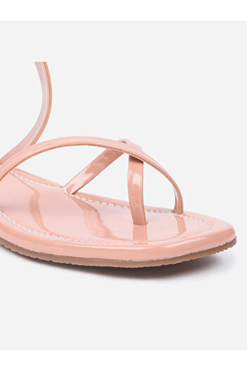 GNIST By Styli Plain Cross Toe Strappy Flat Sandals
