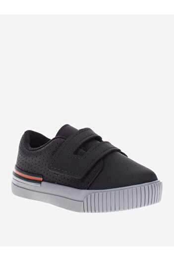 Styli Patent Design Buckle Detail Flat Sandals