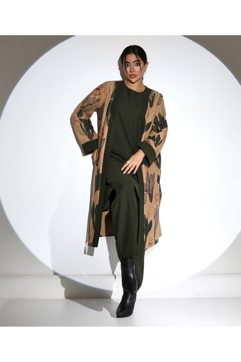 Fi'l Arz Fashion Triple Team