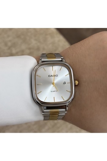 Casio wristwatch