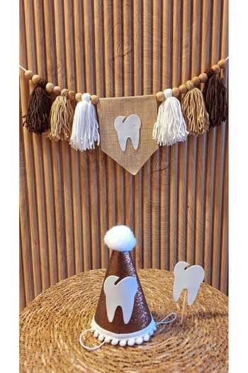 asöy My Tooth Came Out Hat High Chair Wall Pennant Brown Tooth Party Set of 3 Pennant My First Tooth Came Out