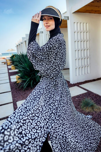 Remsa Mayo Remsa Single Kaftan Kimono Pareo on Hijab Swimsuit White Rp036 Leopard