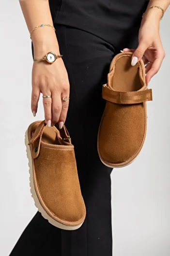 meyra'nın ayakkabıları Women's Tan Suede Velcro Adjustable Slippers - Sandals