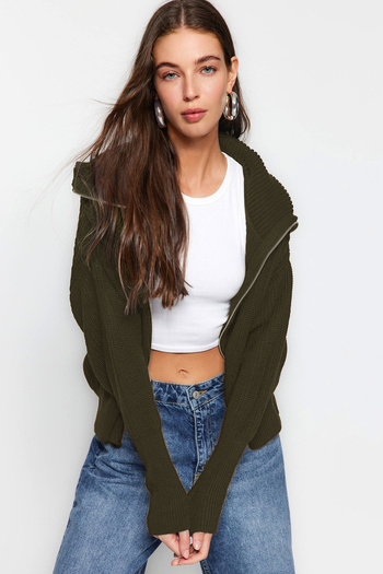Trendyol Collection Turn-Down Collar Zippered Khaki Knitwear Cardigan - Wide Fit Twoaw24Hi00072