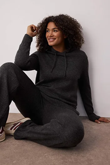 Trendyol Curve Anthracite Hooded Knitwear Bottom-Top Set Tbbaw26Cp00000