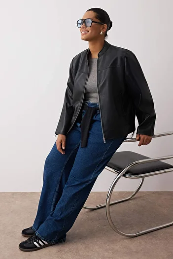Trendyol Curve Black Fitted Mold Faux Leather Biker Plus Size Slim Jacket Coats Twoaw26Aw00003