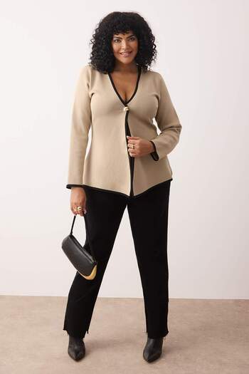 Trendyol Curve Asymmetrical Cut Knitwear Jacket with Stone Piping Detail Cardigan Tbbaw26Av00000