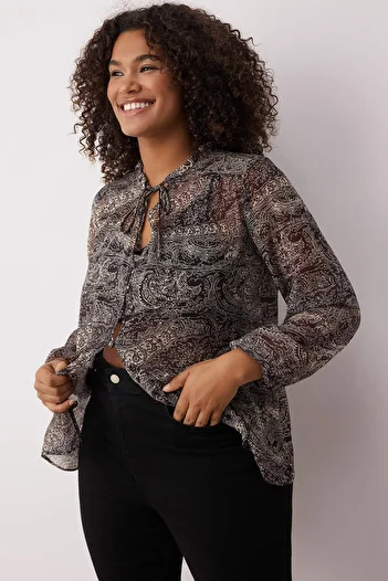 Trendyol Curve Multicolored Shawl Pattern Chiffon Woven Plus Size Blouse Tbbaw26Af00038