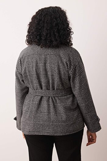 Trendyol Curve Dark Gray Plaid Pattern Regular Fit Belted Cashmere Slim Plus Size Jacket Coats Twoaw26Aw00017