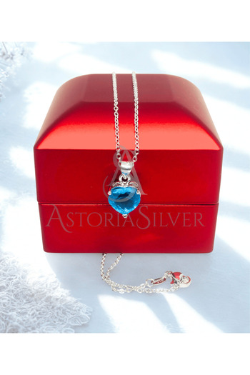 AstoriaSilver (KIRMIZI KADİFE KUTUSUNDA) Sevgiliye Hediye 925 Ayar Gümüş Taşlı Kalp Kolye