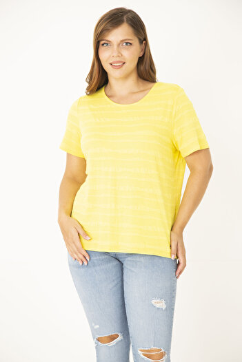 Şans Women's Large Size Yellow Crew Neck Self-Patterned Blouse 65N36933