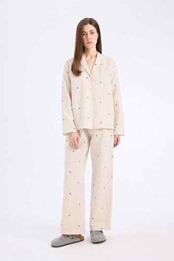 DeFacto Pajama Collar Muslin Pajama Top-Fall in Love E3111Ax25Sp