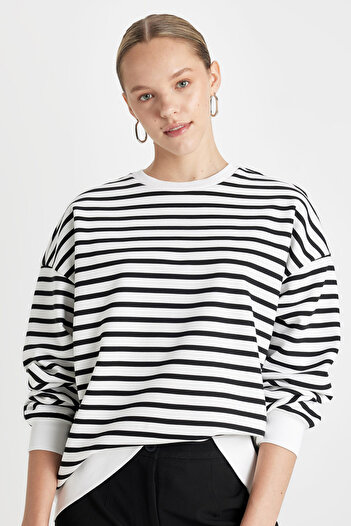 DeFacto Oversize Fit Striped Crew Neck Sweatshirt B2085ax23au