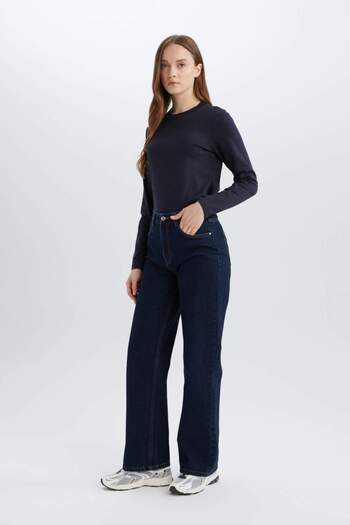 DeFacto Regular Fit Crew Neck Basic Plain Cotton Long Sleeve T-Shirt E0289Ax25Sp
