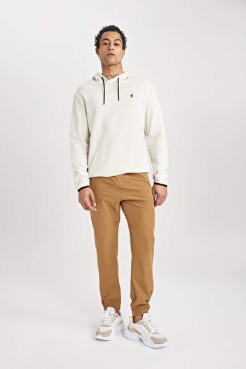 DeFacto Fit Slim Fit Dar Kesim Çift Cepli Dokuma Sporcu Jogger Eşofman Altı C1212ax24au