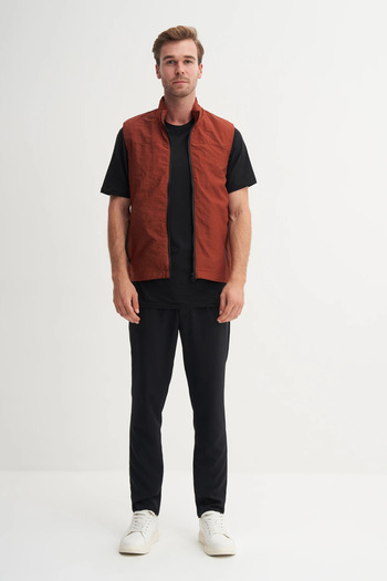 Cazador Regular Fit Spring Crinkle Fabric Vest-13285
