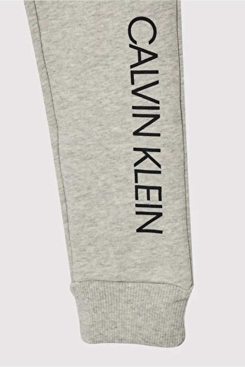 Calvin Klein Erkek Çocuk INSTITUTIONAL LOGO SWEATPANTS Sweatpants
