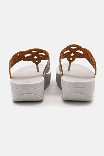 Fitflop Women Slip On Elora Crystal Toe Thongs Slipper, Silver