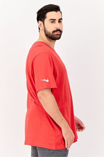 Nike Men Sportswear Fit Short Sleeve Outdoor T Shirt, Red