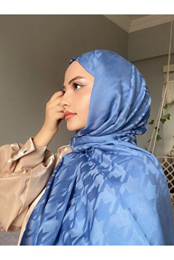 Mira İpek Houndstooth Pattern Jacquard Shawl