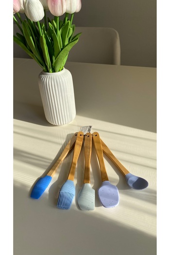 Bambu Mi̇en 5-Piece Silicone Spatula Set with Handle