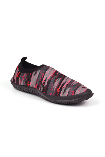 KAJILA Men's Red Non-Slip Sole Ergonomically Designed Durable Beach, Pool, Sea Shoes