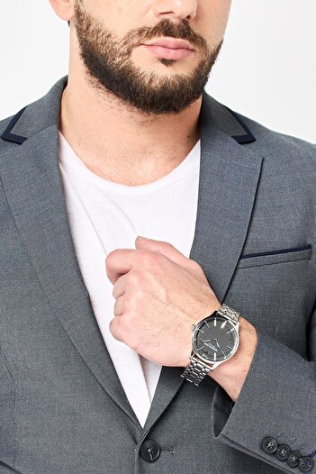 Kenneth Cole Men KCWGG2181461 Stainless Steel Analog Watch 43 mm, Silver