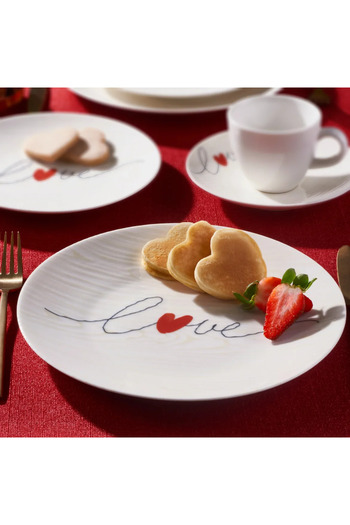 Güral Porselen Güral Porcelain Camelia 4 Piece 25 cm Serving Plate 25071