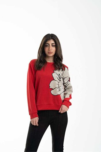 Nichii Women's Round Neck Blouse with Floral Print on Chest