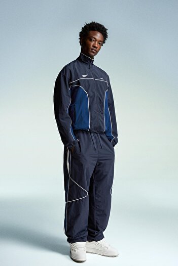 Bershka Teknik süper baggy fit pantolon