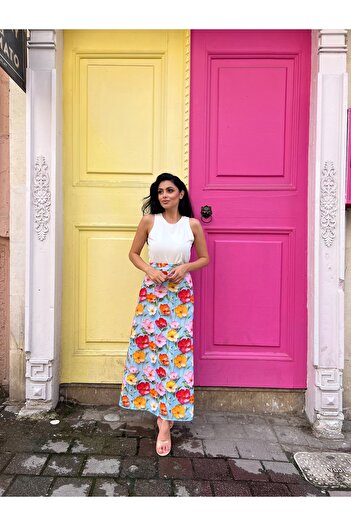 KÜÇÜĞÜM BUTİK Satin floral patterned skirt