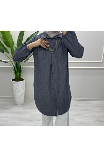 Teras Butik Tunic with necklace detail