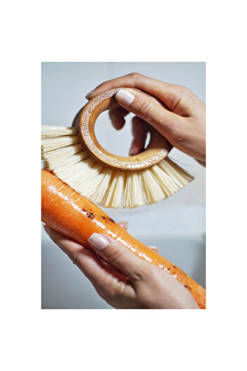 Larimar Wooden Vegetable Fruit Washing Brush